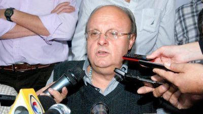 Para el intendente �hoy es el d�a hist�rico que esperaban los municipios petroleros�