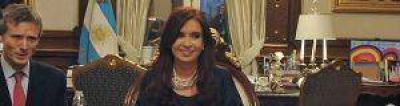 Cristina analiz� los saqueos con Weretilneck y Berni