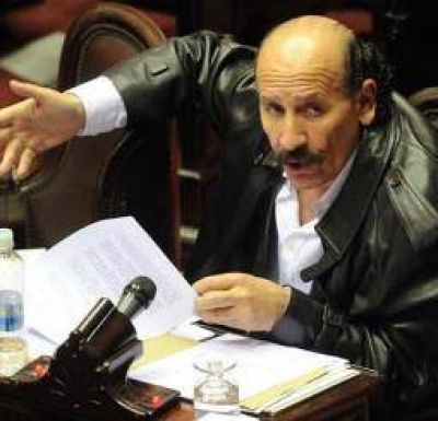 Para Jorge Yoma, �las provincias son una bomba de tiempo�