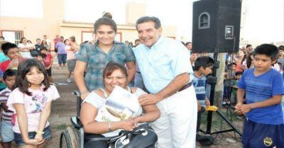La Provincia cierra el a�o con hist�rica entrega de viviendas