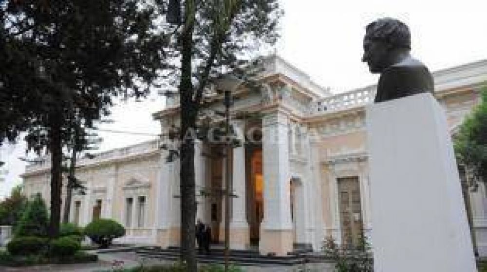 El viernes se termina el a�o en la UNT