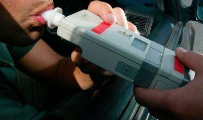 Casi un centenar de conductores con alcoholemia positiva en Navidad