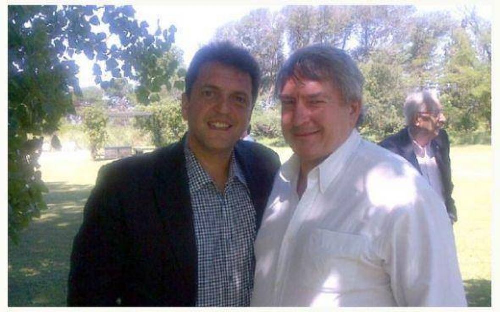 Con la presencia del intendente de Tigre, el massismo abre su primer centro en Pilar