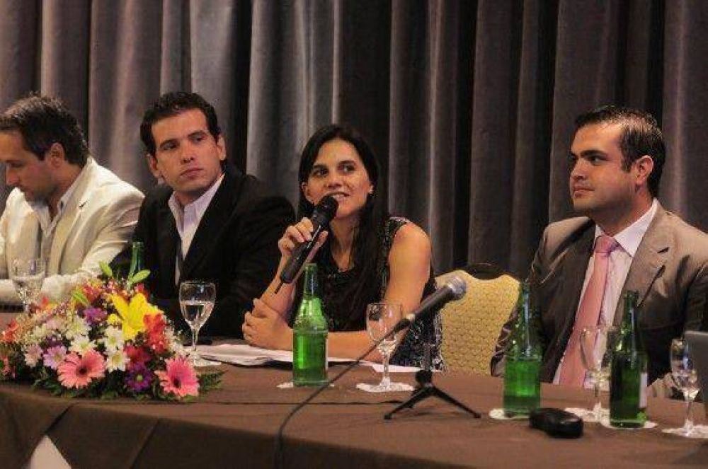 Se hizo la presentaci�n formal de la Fundaci�n Emprender San Luis