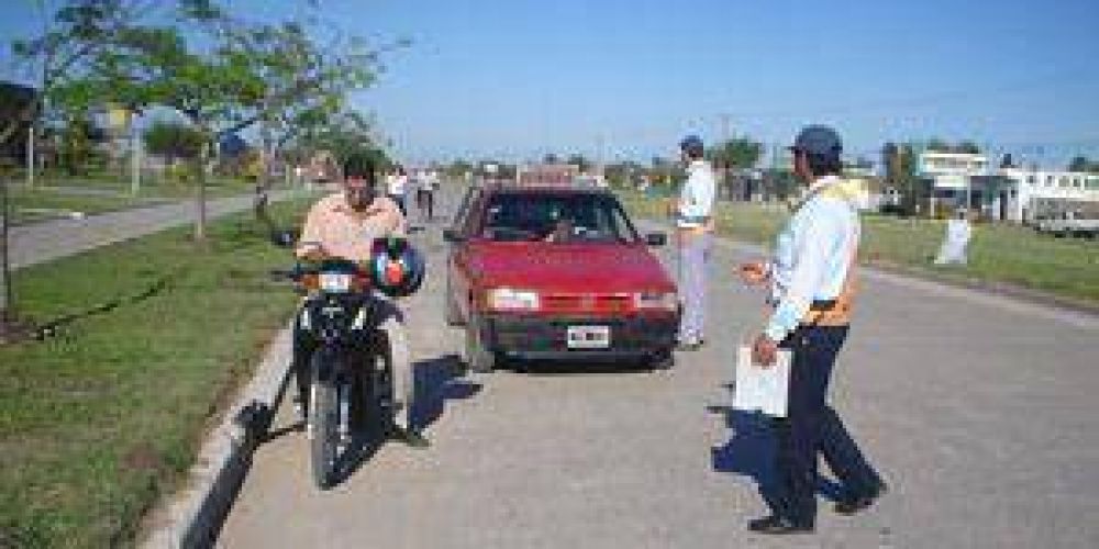 Intensos controles del tr�nsito en toda la ciudad