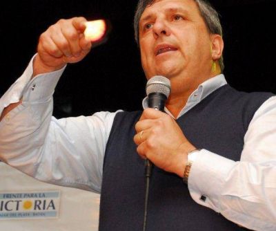 Cheppi critic� al empresario Aldrey Iglesias porque es �socio del Grupo Clar�n�