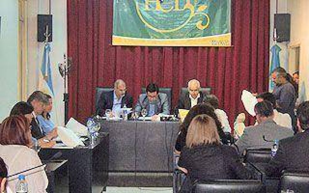 BROWN: El Concejo tratar� hoy el Presupuesto y la Tarifaria 2013