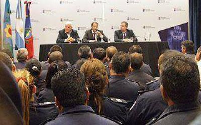 LOMAS: Premiaron a miembros de seguridad, Defensa Civil y Tr�nsito