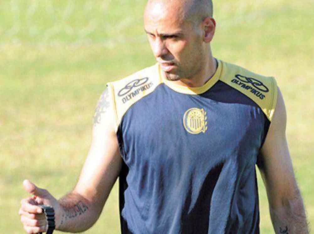 Central: �Ser� de verdad la hora del volante uruguayo Mozzo?