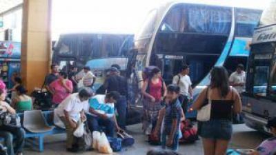 Aumenta un 30 % los pasajes hacia el interior provincial y refuerzan los servicios