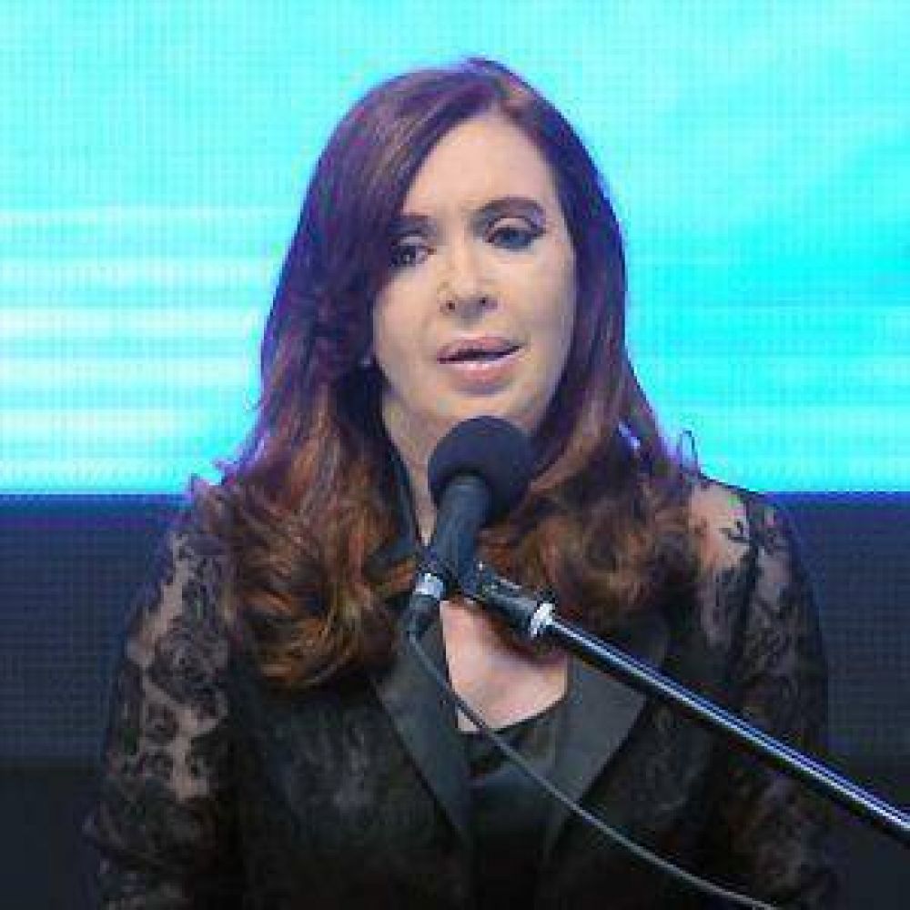 Cristina volvi� a cancelar viaje por recomendaciones m�dicas