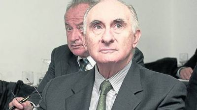 Confirman el sobreseimiento de De la R�a por las muertes de 2001