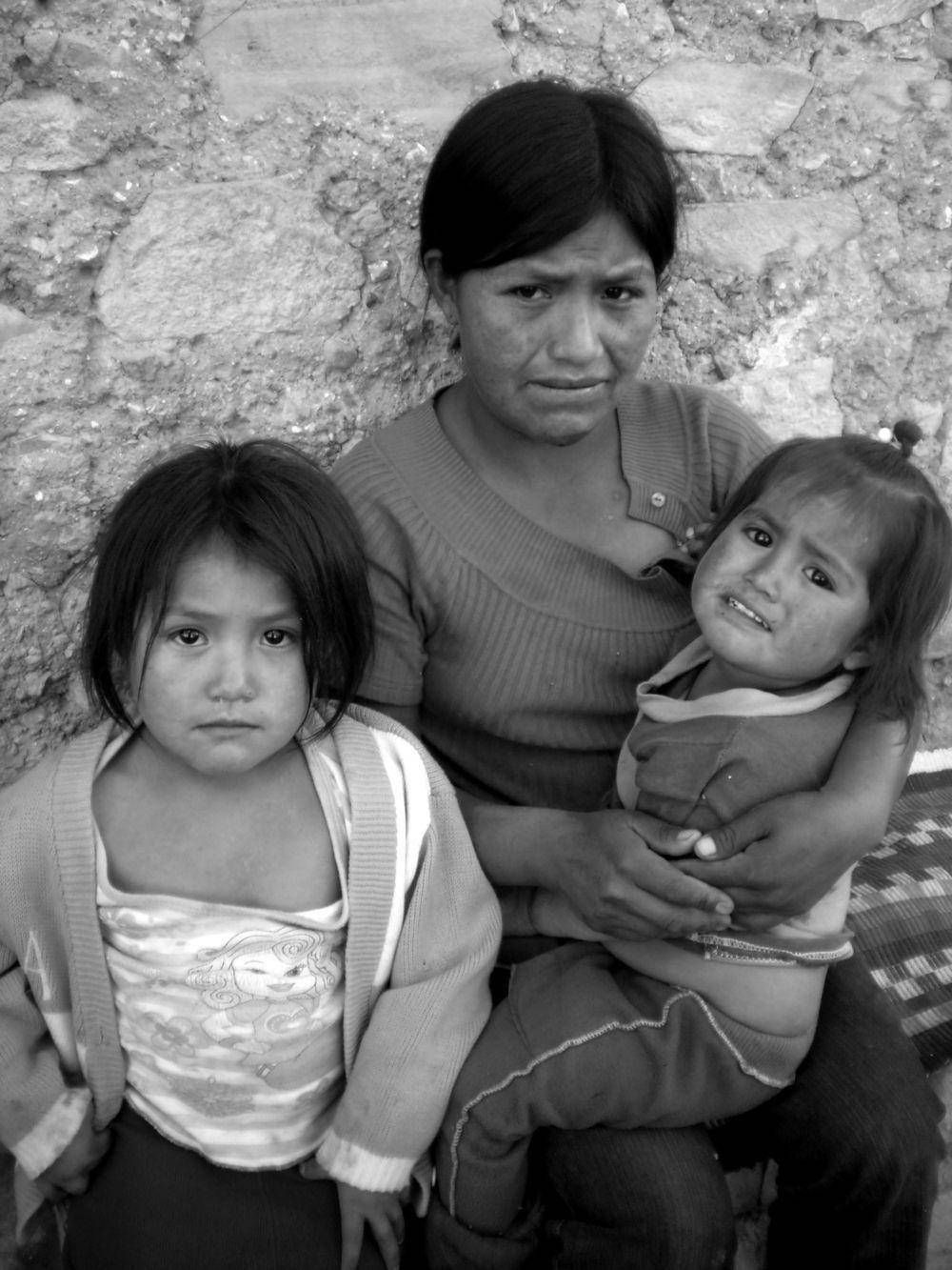 "Hay 32 mil salte�os que no pueden comer todos los d�as"