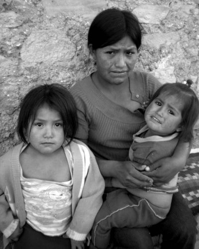 "Hay 32 mil salte�os que no pueden comer todos los d�as"