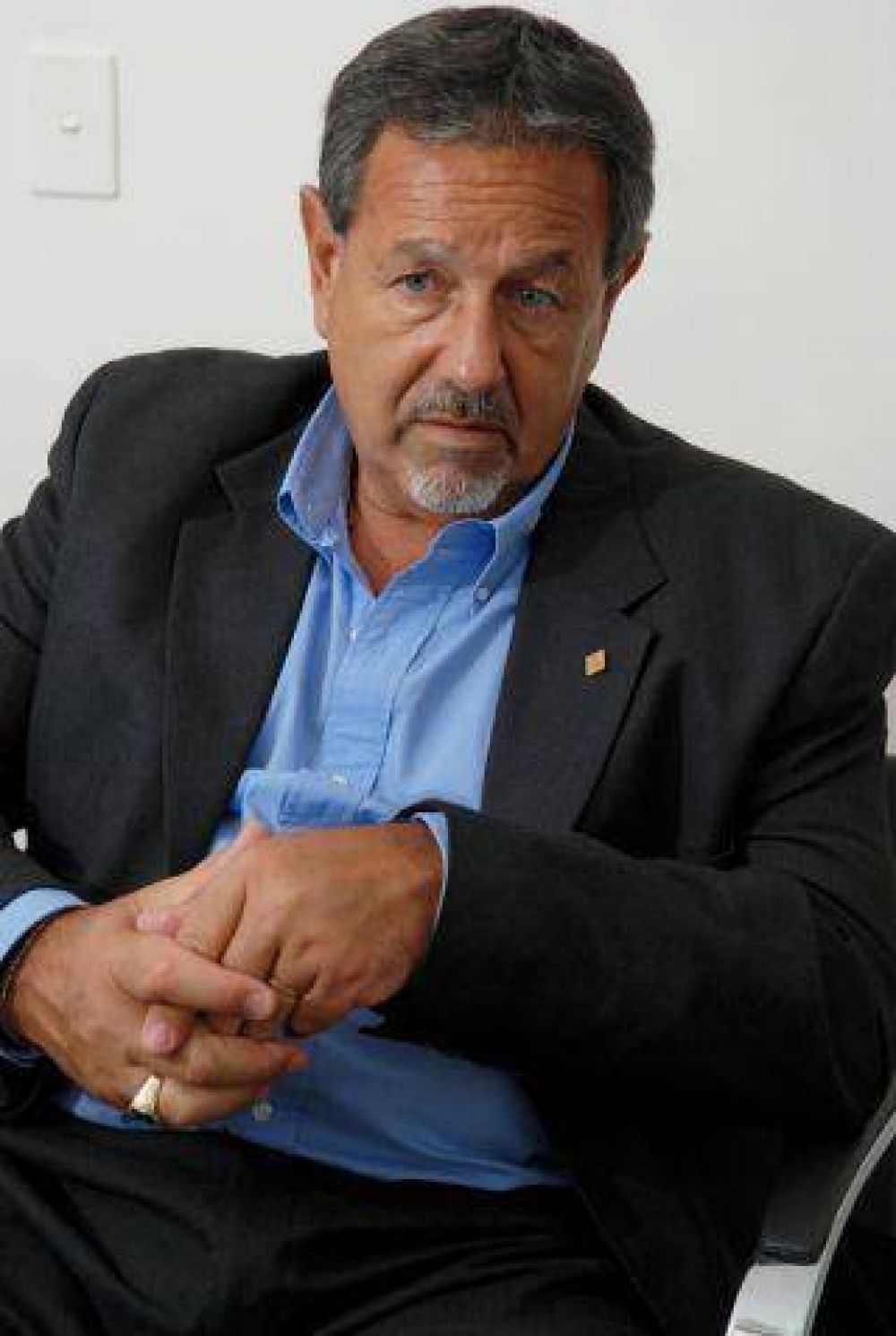 Roberti se aleja de De Narv�ez: trabajar� para Scioli y Massa
