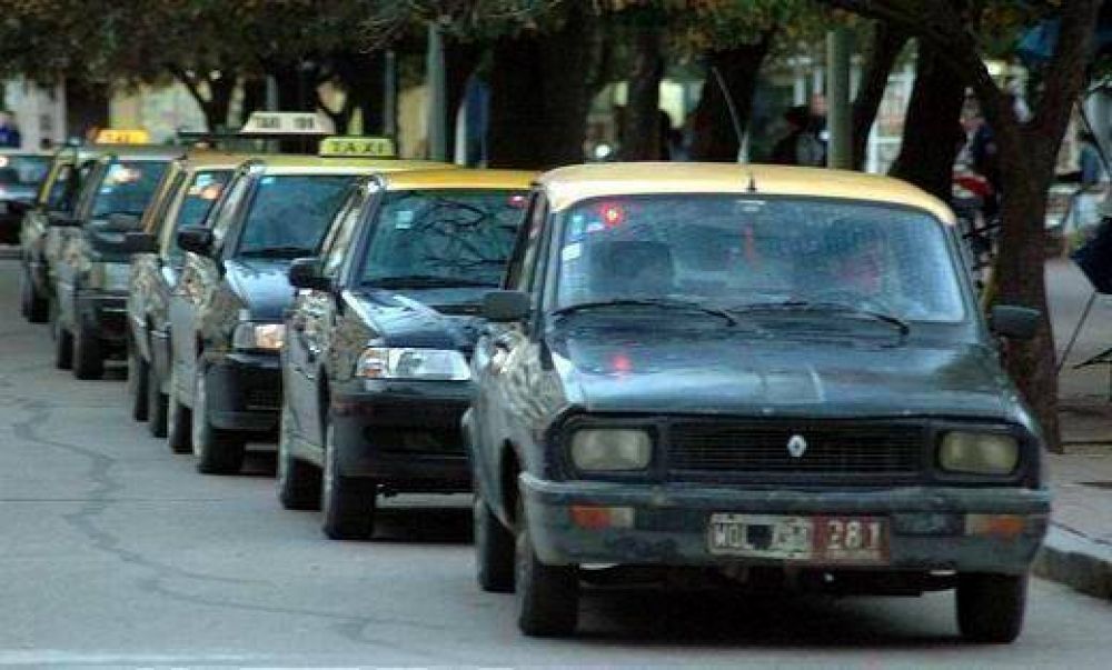 R�o IV: unifican tarifa de taxis y remises y la suben 80% en 2 veces 