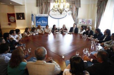 Nueva inversi�n de la Naci�n para ambulancias en C�rdoba 