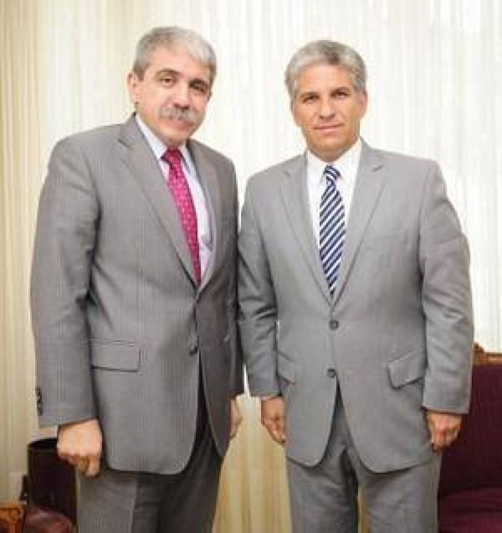 An�bal Fern�ndez se reuni� con Poggi y Ponce