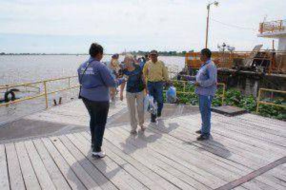 Contin�a el descacharrizado y fumigaci�n contra el dengue