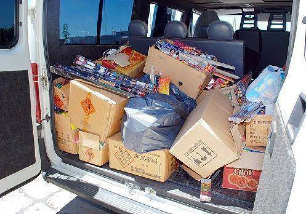 Brown: decomisaron e incineraron m�s de 600 kilos de pirotecnia ilegal