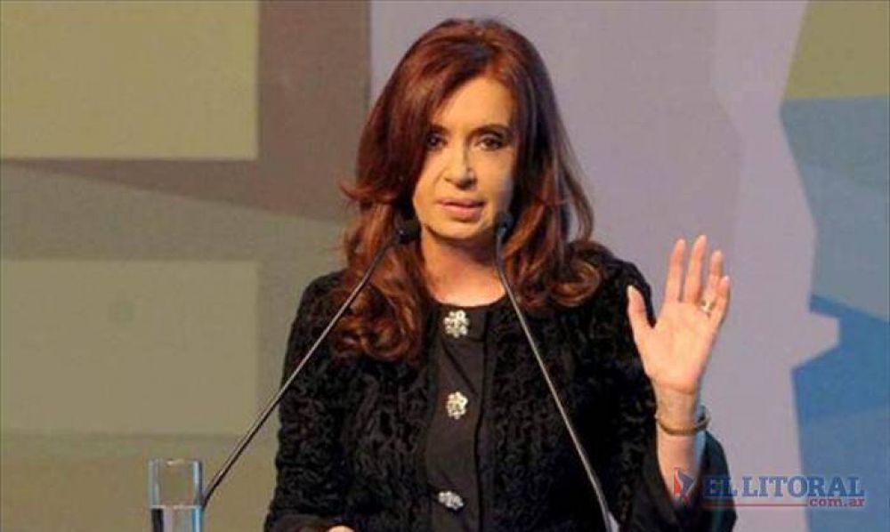 Cristina anunci� que en marzo estar� concluida la autov�a 14