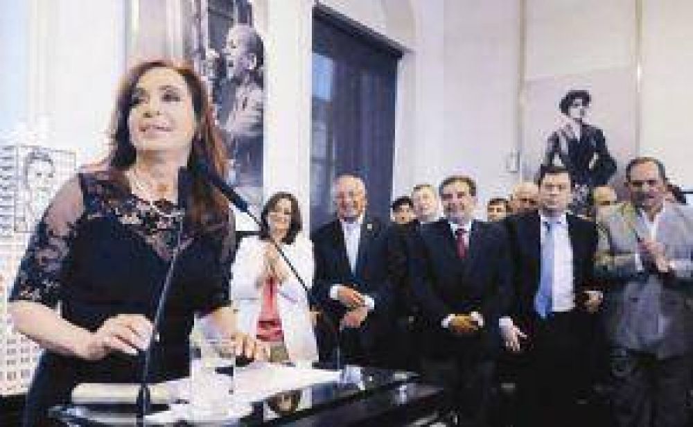 Zamora acompa�� a la presidenta Kirchner