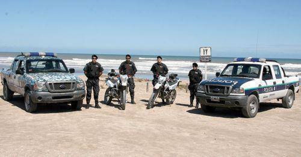 Afectaron 4 m�viles a la playa y el domingo llegar�n 43 efectivos 