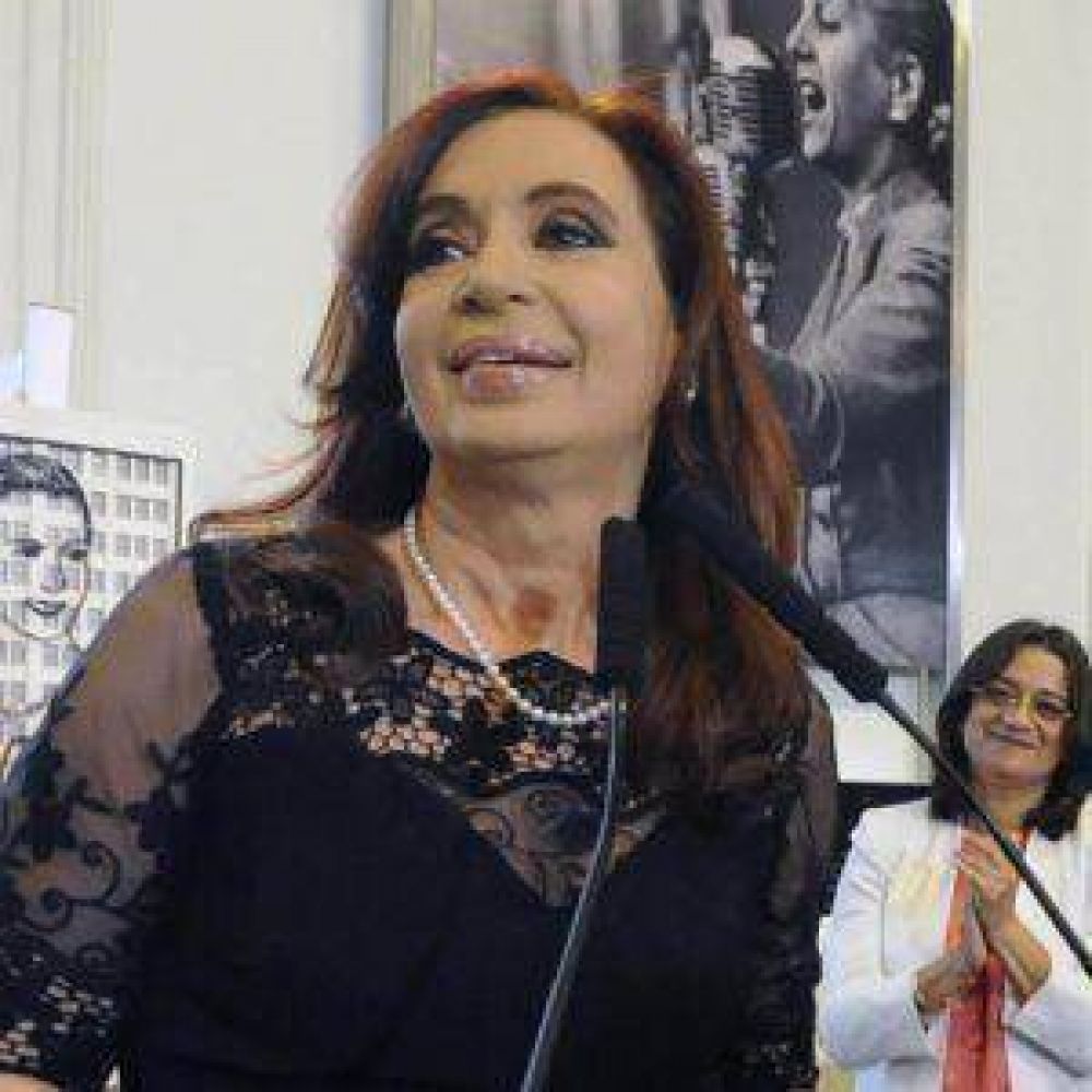 Una semana despu�s, Cristina habl� de los saqueos