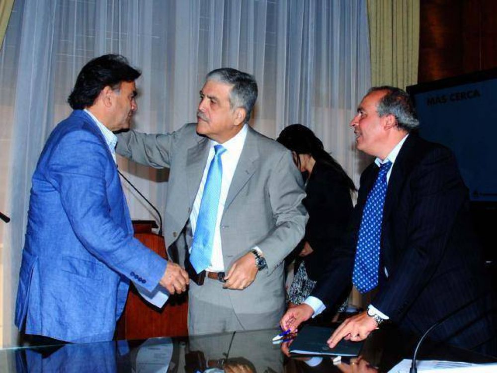 Firman convenio para obra