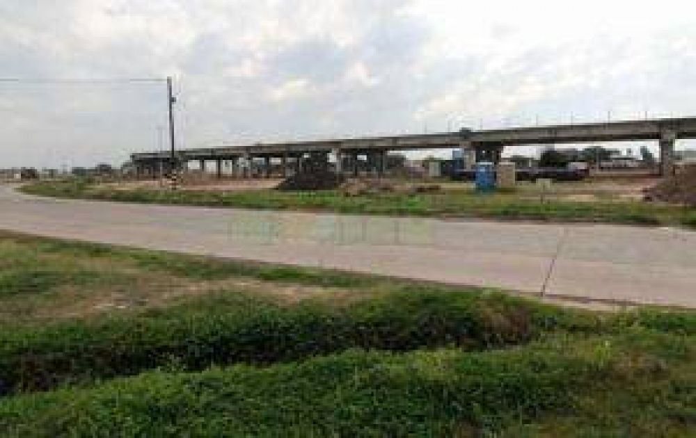 Est�n interrumpidos los trabajos en el viaducto de Sarmiento y la autov�a