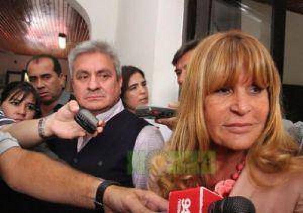 El NEA y Convergencia admiten que la UCR perdi� todo el a�o en enfrentamientos internos  