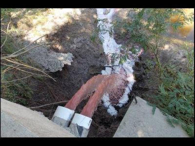 Ambientalistas denuncian que sigue la contaminaci�n del arroyo Cha�ar 