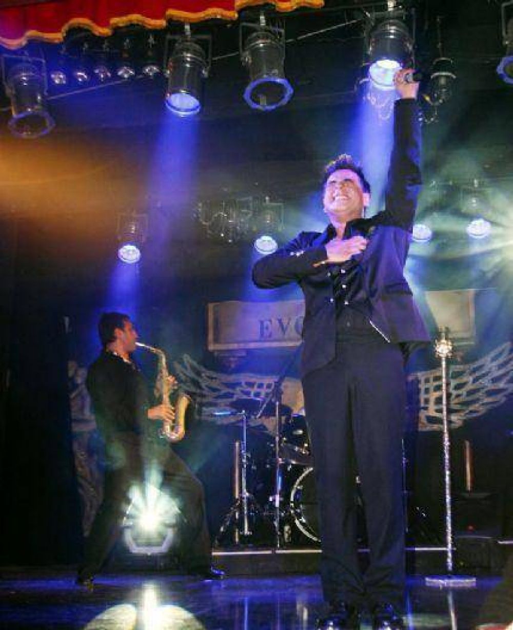 Marcelo Iripino debut�, a sala llena , con �Arriba la vida�