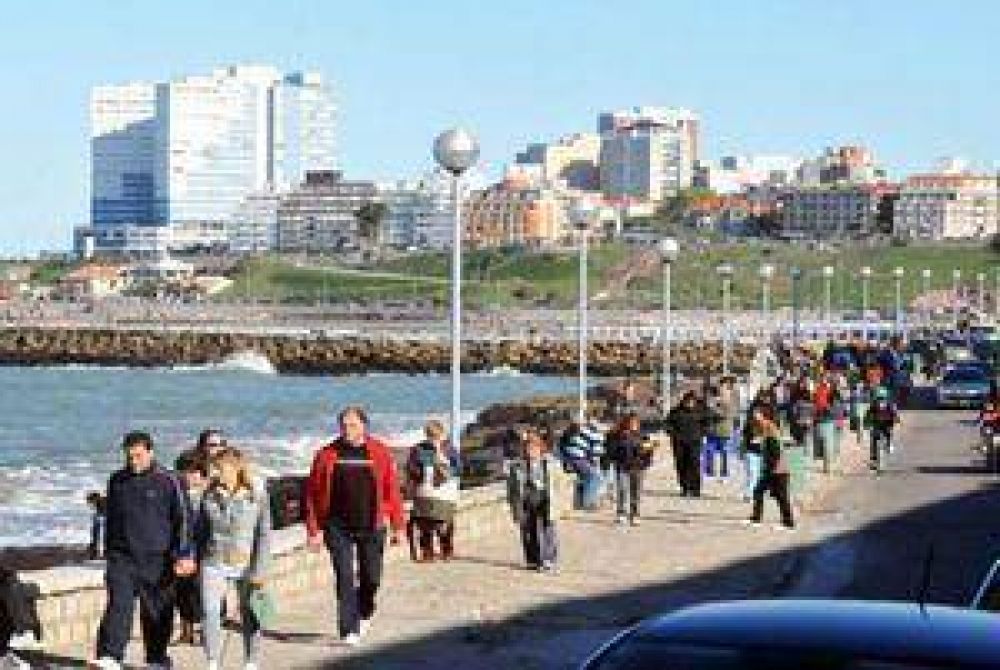Se registra mucho movimiento en la autov�a 2 hacia la Costa