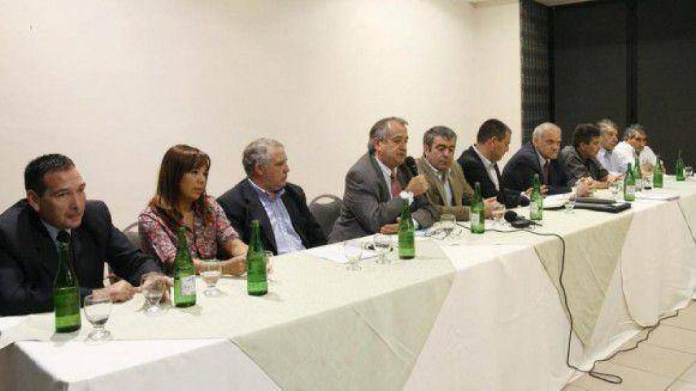 La oposici�n tucumana mueve sus piezas, se unifica y dialoga con proyecci�n electoral