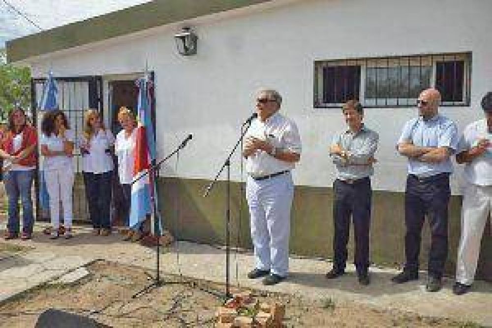 Inauguran una sala de primeros auxilios en Ca�ada del Monte