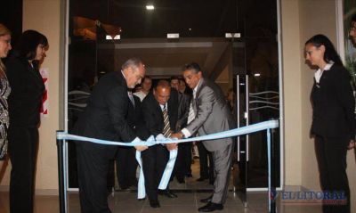 Inauguraron el primer hotel casino de Paso de la Patria 