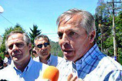 Sugestivo llamado de Sapag a empresarios