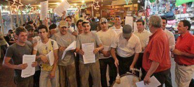Locatarios de la Terminal de �mnibus volvieron a protestar