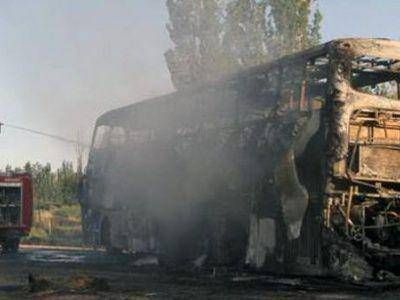 SE INCENDI� UN MICRO QUE VIAJABA A MAR DEL PLATA 