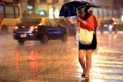 La �ltima noche del a�o con calor y lluvias en casi todo el pa�s