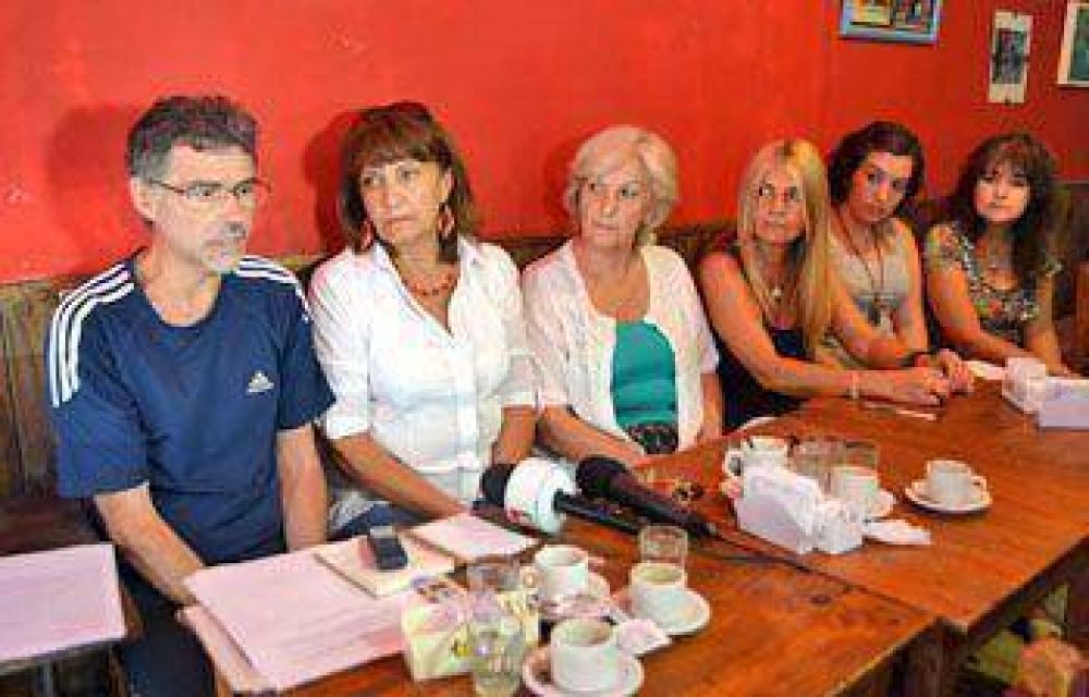 El Foro Infancia Robada realiz� su balance anual de actividades