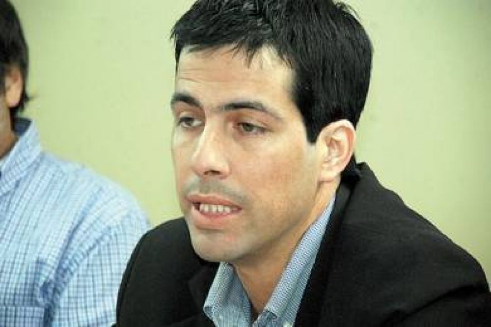 El ministro de Hidrocarburos resalt� la decisi�n del Estado Provincial sobre su subsuelo