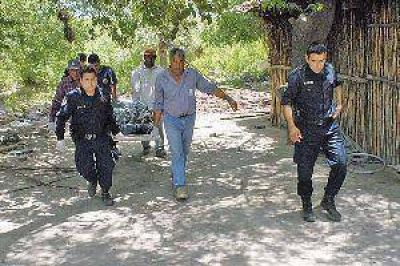 "Lo mat� porque lo hall� desnudo con mi mujer en el monte"