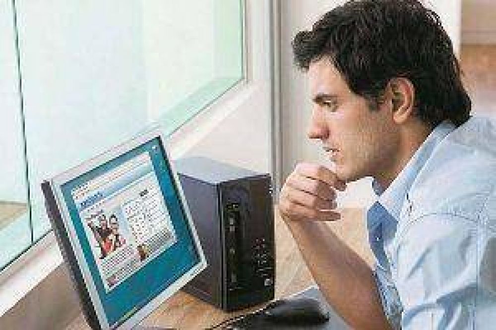 Alerta: aconsejan no publicar en redes sociales cuando se sale de vacaciones