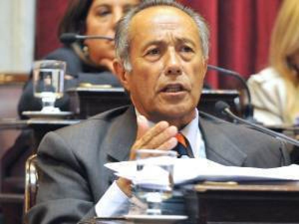 Adolfo Rodr�guez Sa�: "Que la Presidente no nos lleve de nuevo al infierno" 