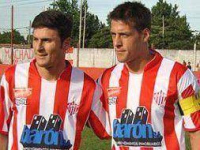 Zanetti y Denis jugaron "partido de las estrellas" a beneficio de Talleres de Remedios de Escalada
