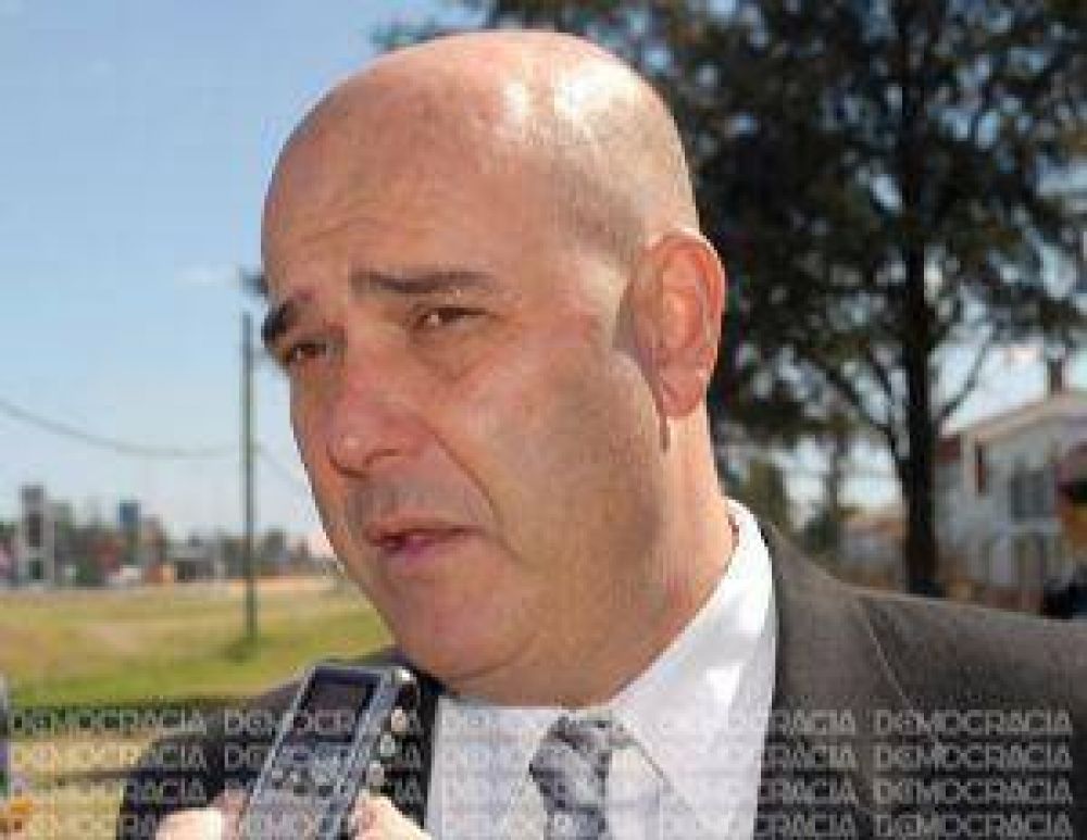 Gustavo Traverso denunci� por lesiones al l�der del sindicato de los camioneros