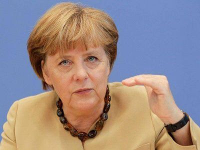 Merkel anticipa una econom�a 'm�s dif�cil' en 2013