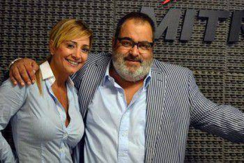 Jorge Lanata y Andrea Ghidone hacen radio desde Mar del Plata